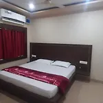 Hotel Sea Queen Puri Near Puri Sea Beach - Light House With Free Wi-Fi & Parking - Perfect Location With Comfortable Room -